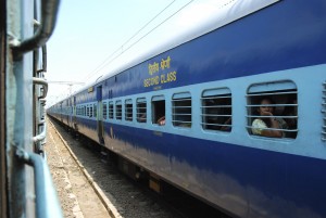 Este grave accidente ferroviario pone de manifiesto la inseguridad de la red india. Foto: steelmonkey.